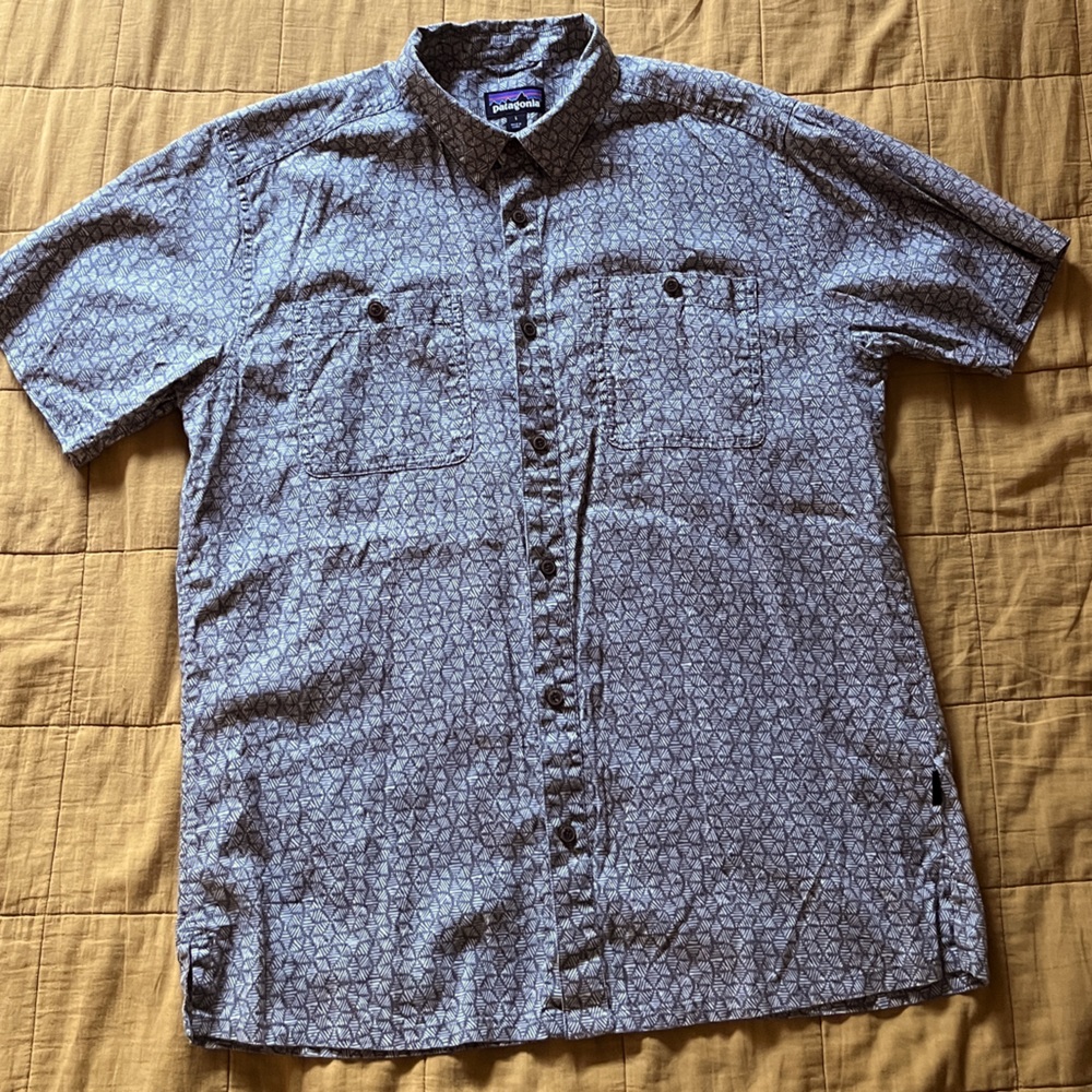 EUC Patagonia Button Down Shirt M sz L